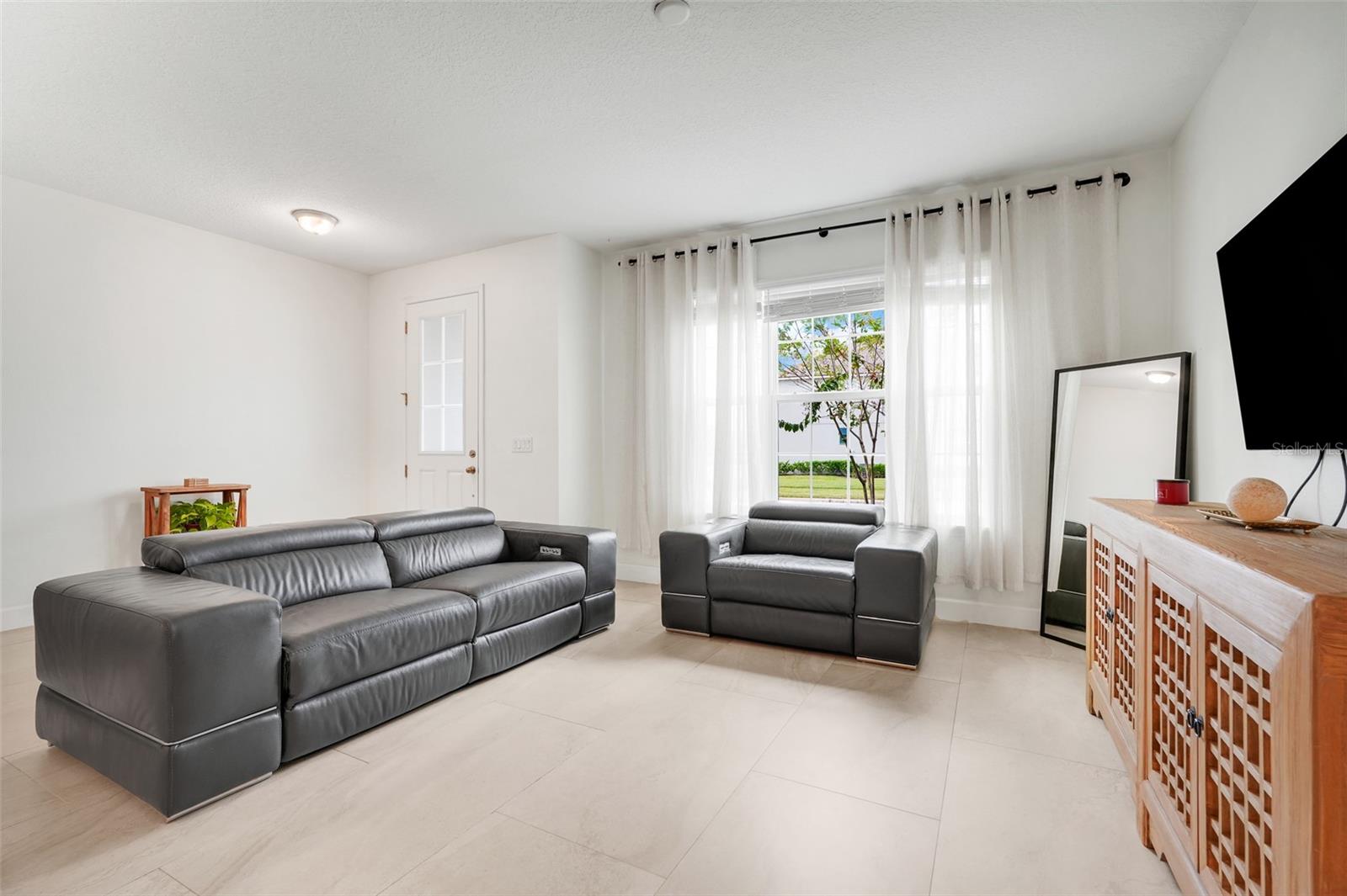 WATERBROOKE PH 1 - Residential