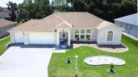 Photo of 5340 NW 26th Lane, Ocala, FL 34482 (MLS # OM722212)
