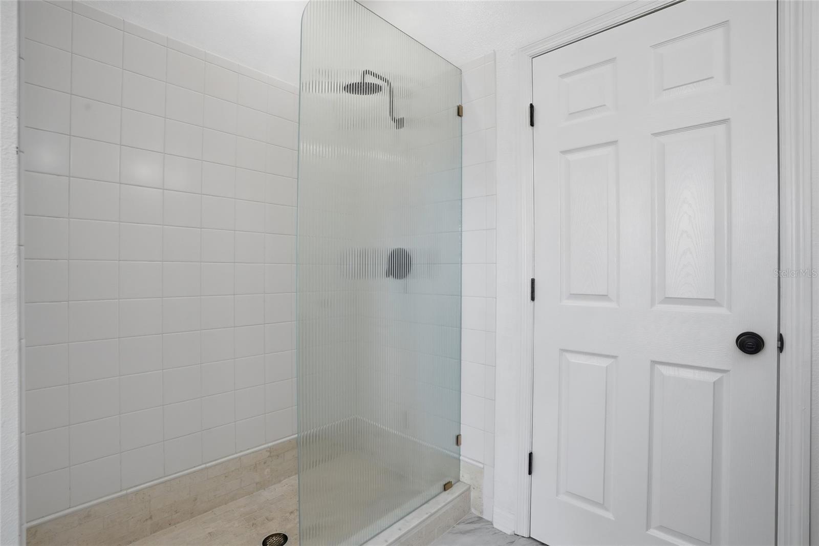 BAY BREEZE COVE - Residential