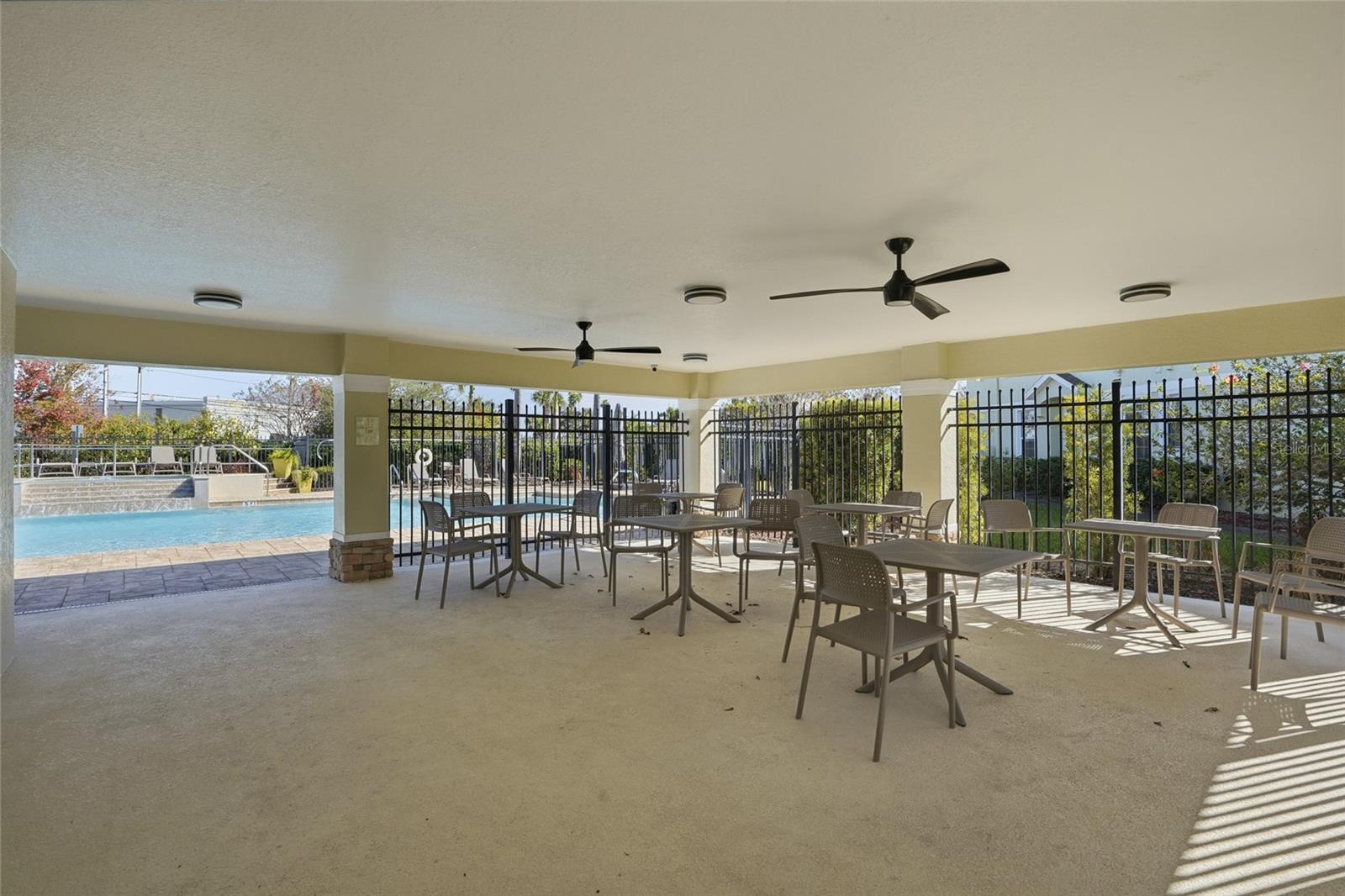 BAY BREEZE COVE - Residential