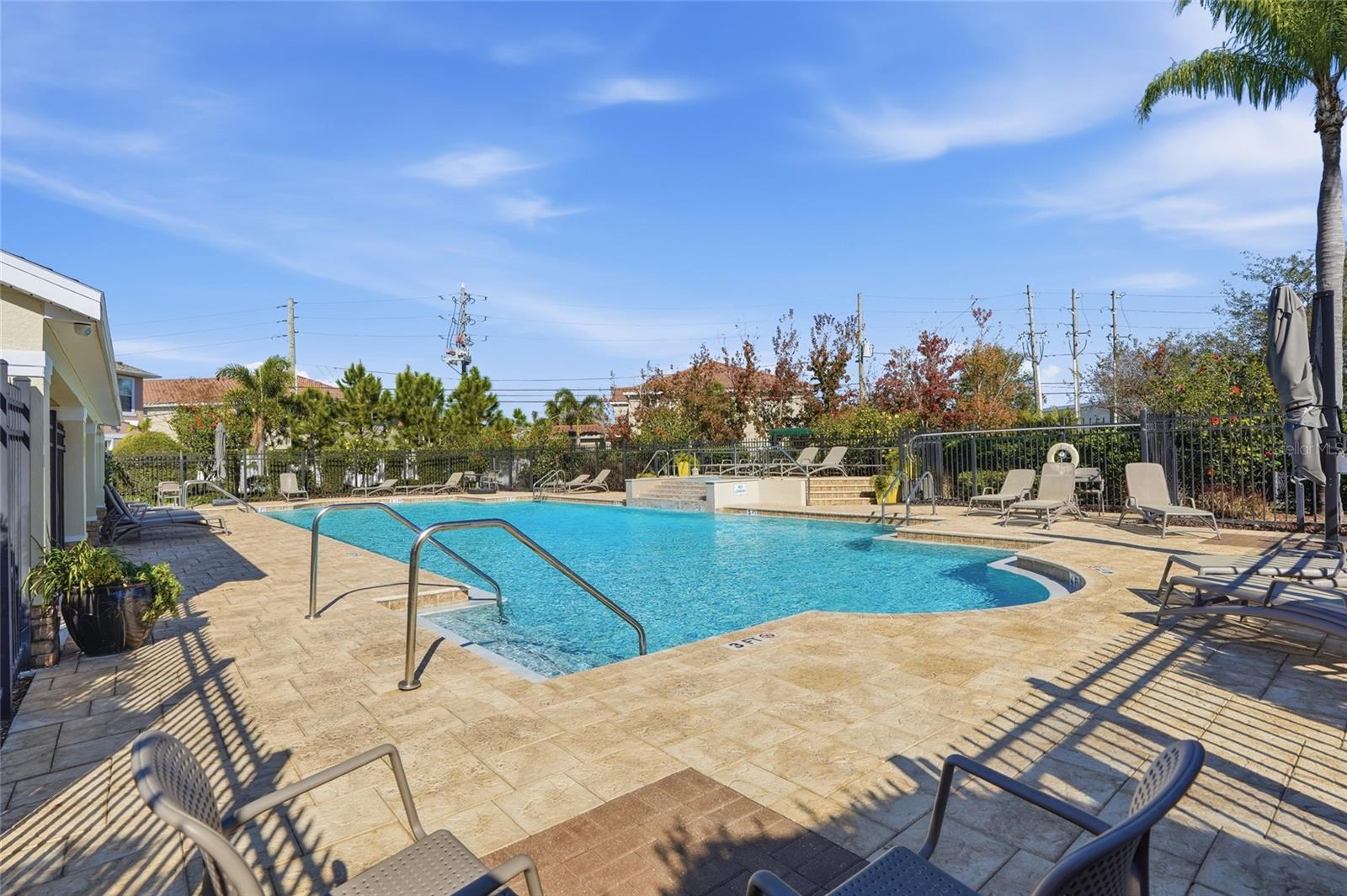 BAY BREEZE COVE - Residential