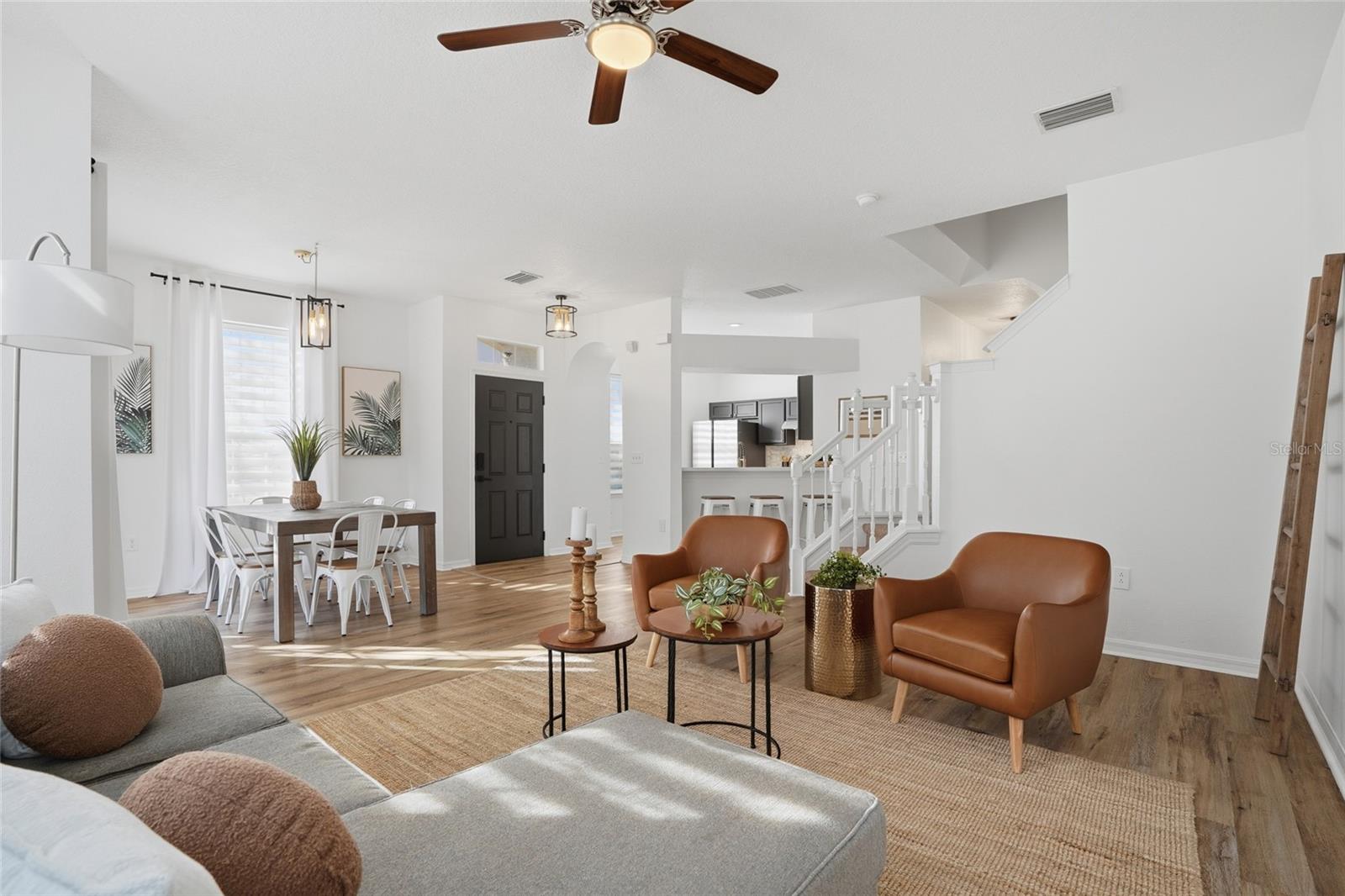 BAY BREEZE COVE - Residential