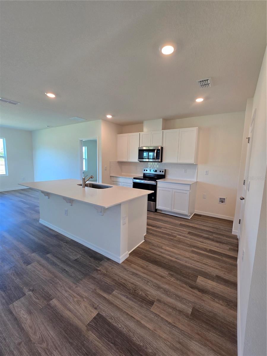 1087 MORFONTAIN STREET