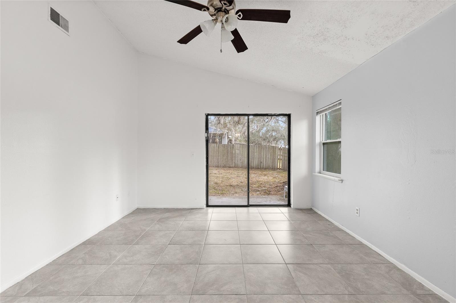 SHERWOOD FOREST - Residential