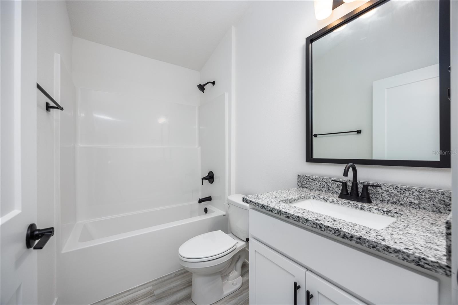 BRIARWOOD - Residential