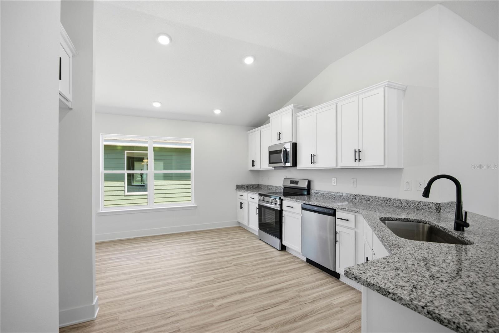 BRIARWOOD - Residential