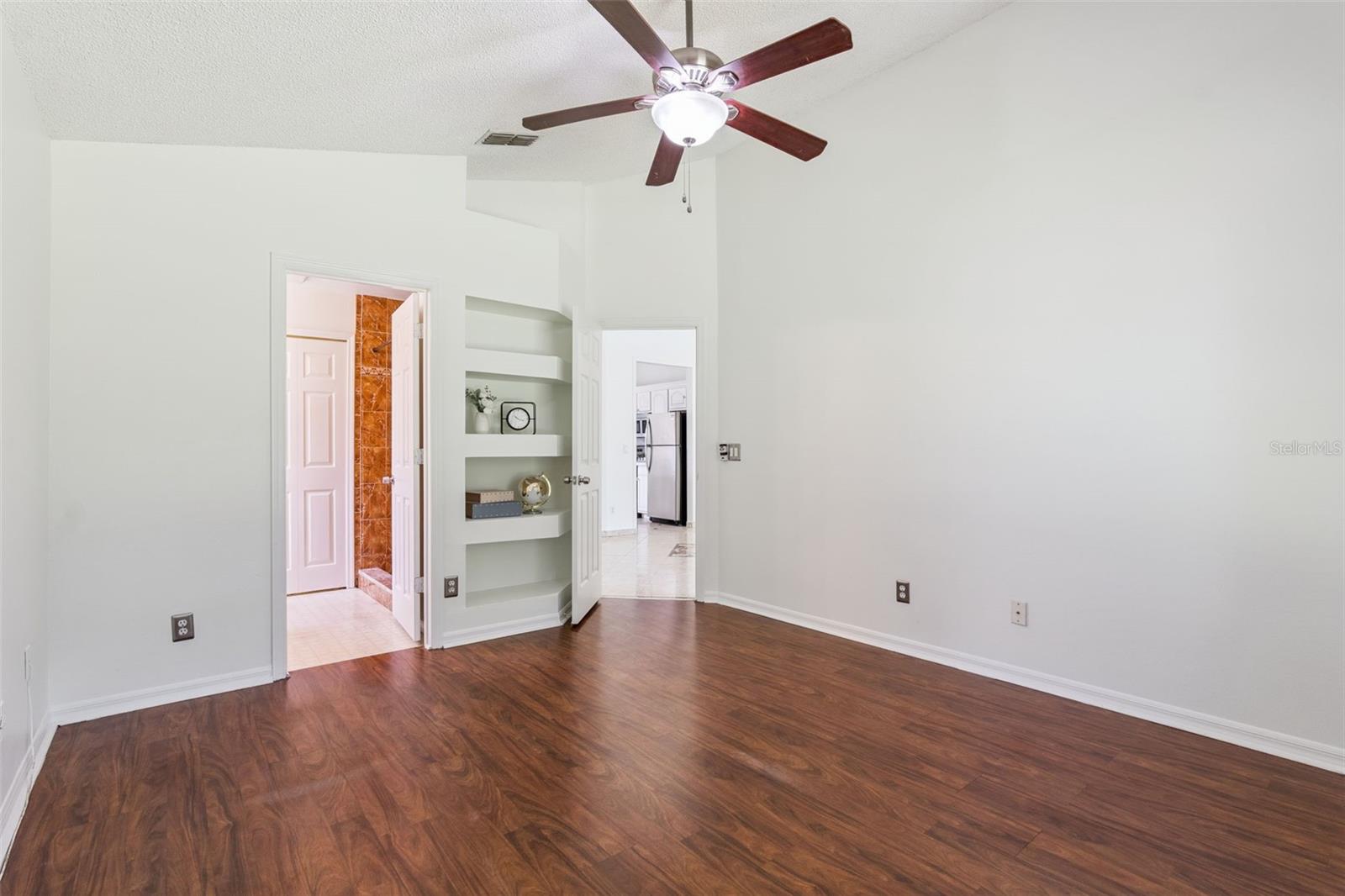 ARBOR WOODS - Residential
