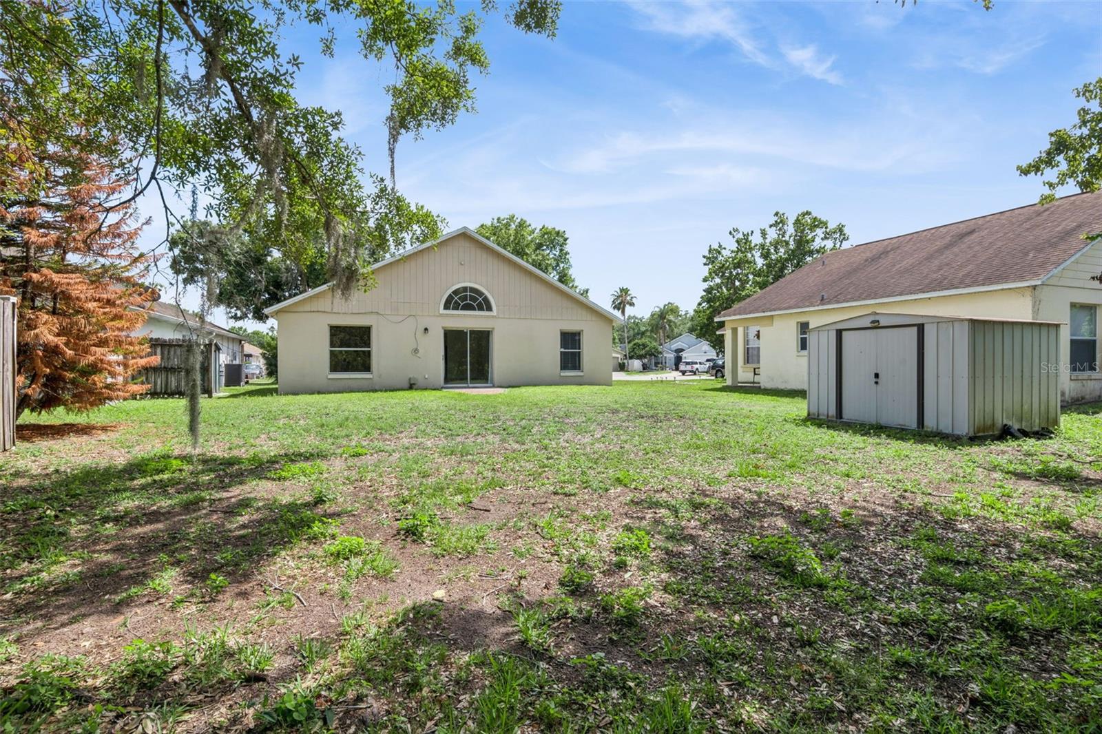 ARBOR WOODS - Residential