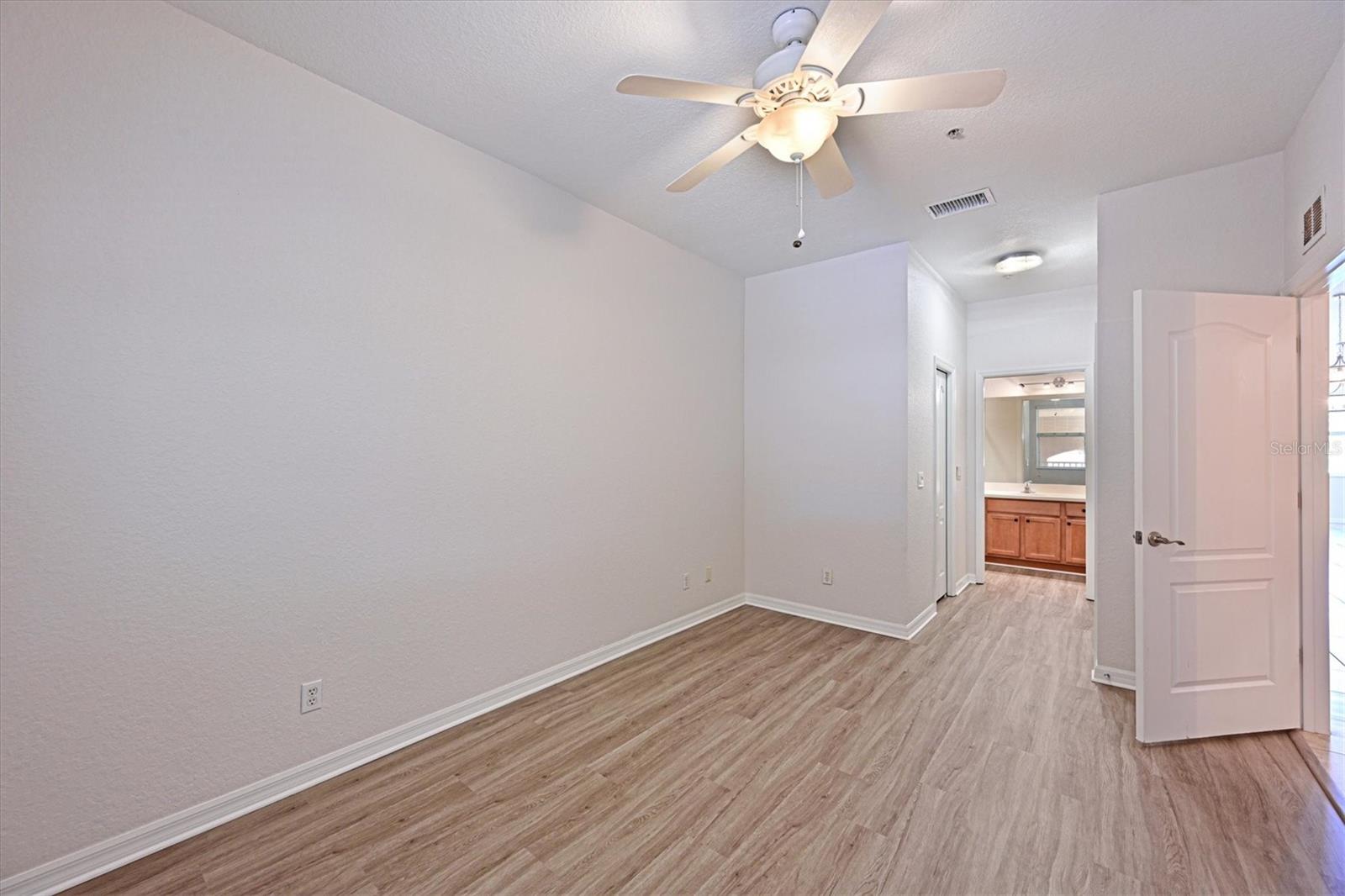 STONE HARBOUR III - Residential