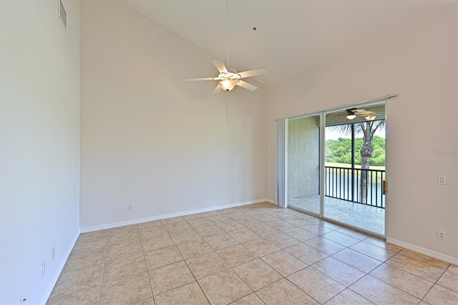 STONE HARBOUR III - Residential