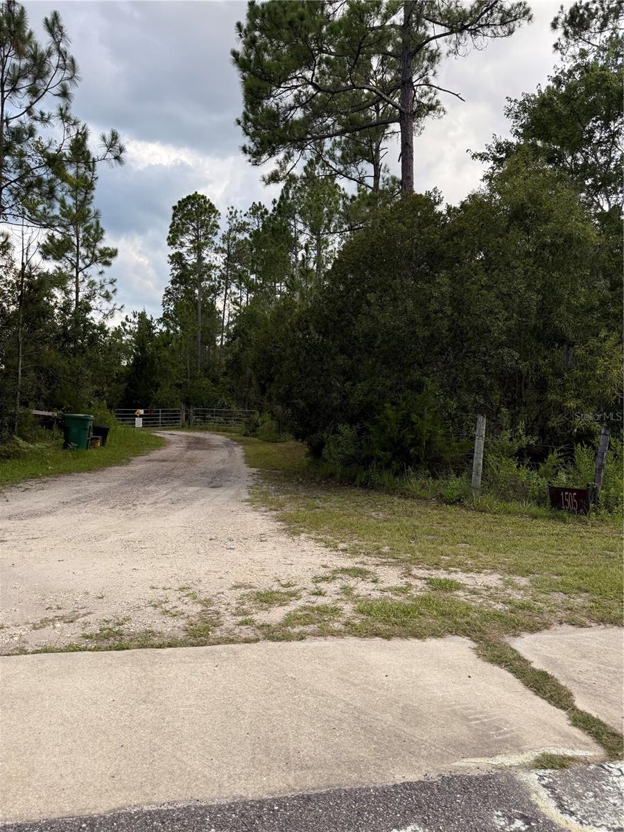 1505 COUNTY ROAD 13