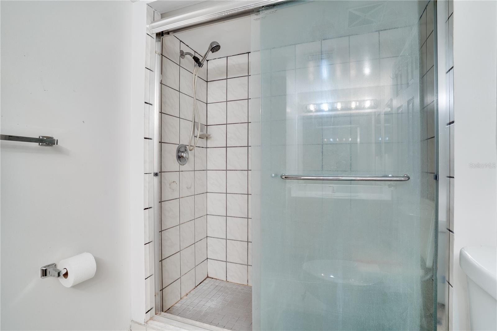 NORTH BAY VILLAGE CONDO - Residential Lease