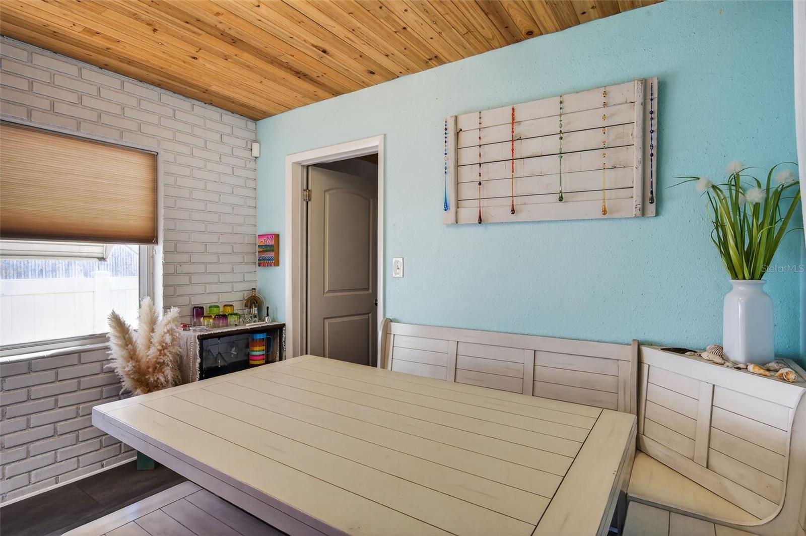 THIRTIETH AVE SUB EXTENTION - Residential Lease