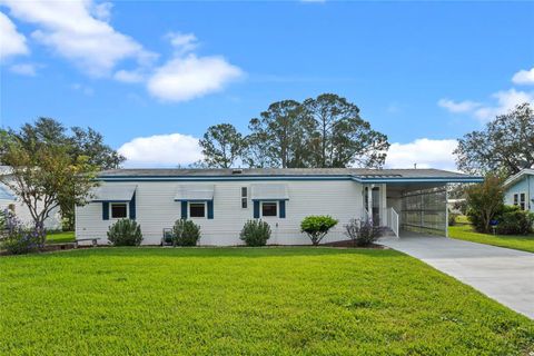 A home in TAVARES