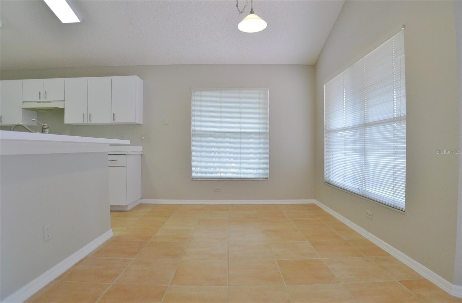 PROVIDENCE LAKES PH 02 - Residential Lease