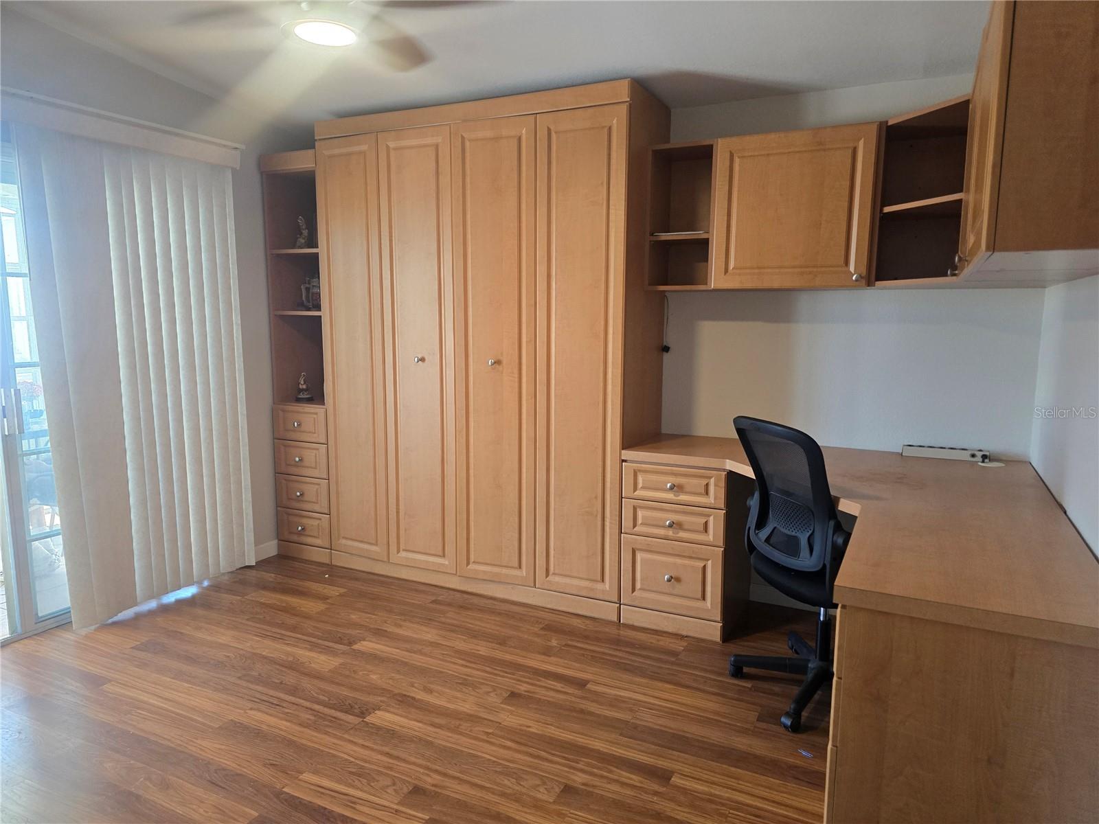 WINDMILL VILLAGE - Residential