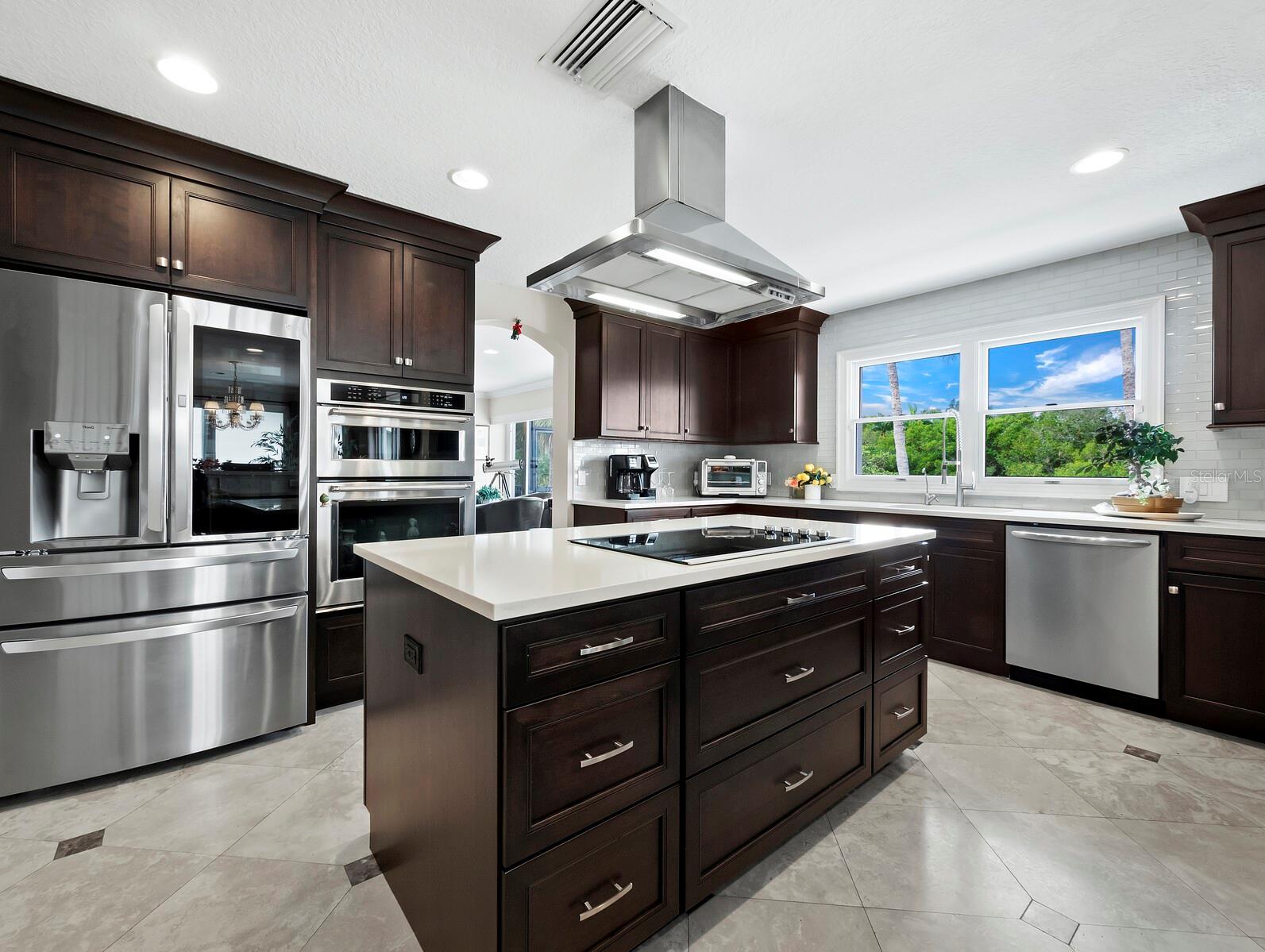 BAY ISLES - Residential