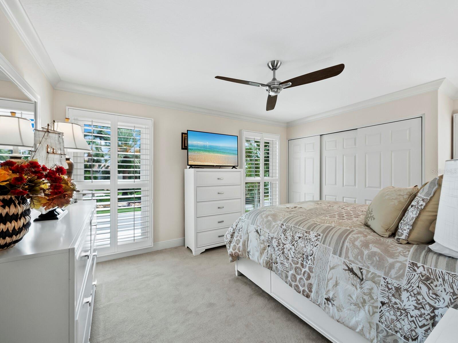 BAY ISLES - Residential