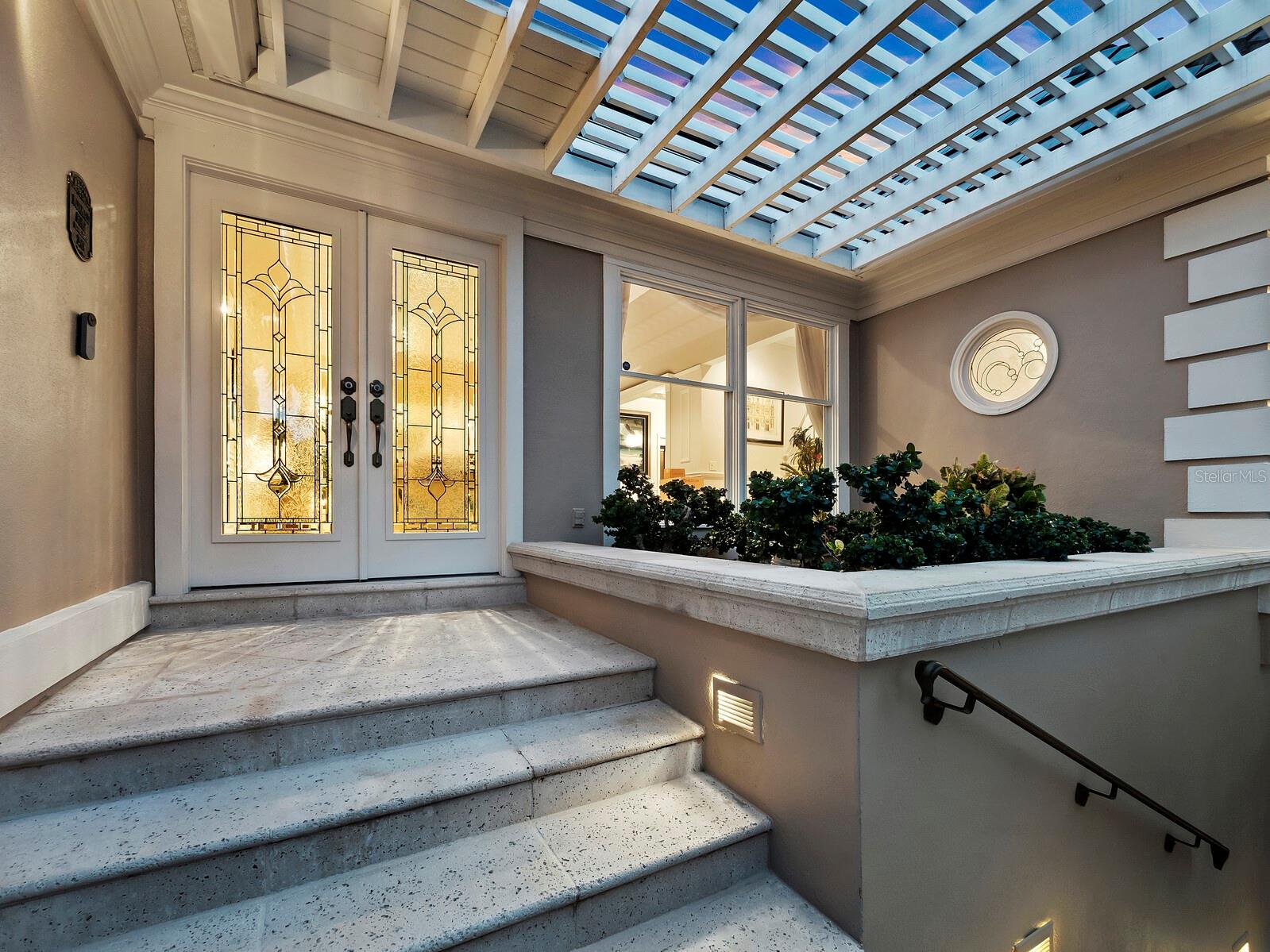 BAY ISLES - Residential