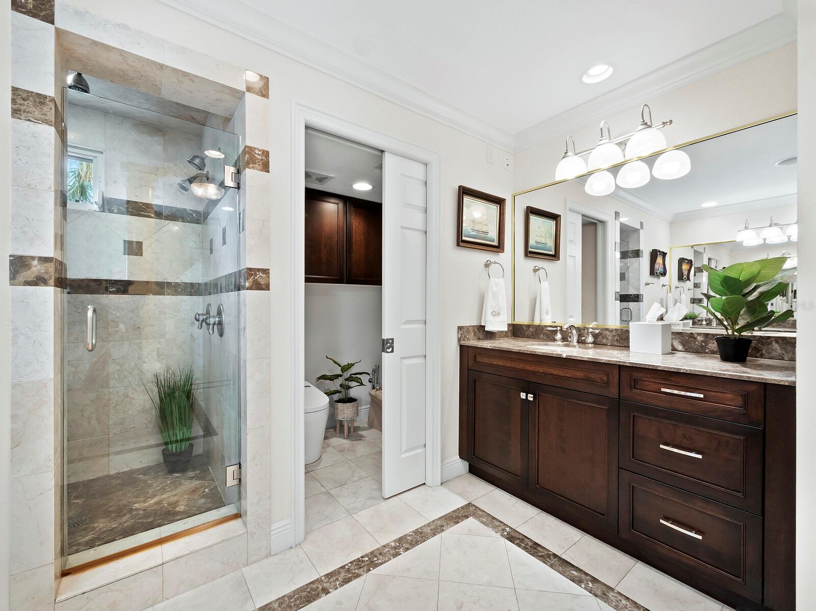 BAY ISLES - Residential