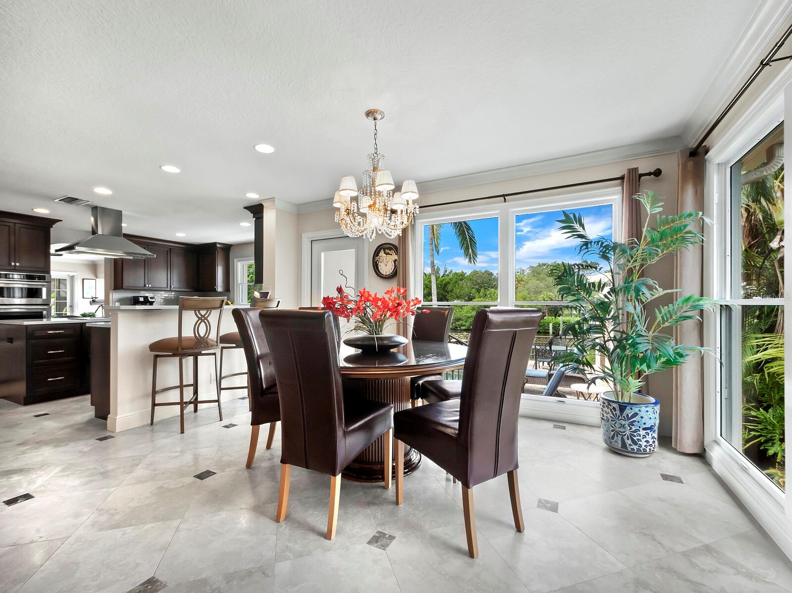 BAY ISLES - Residential