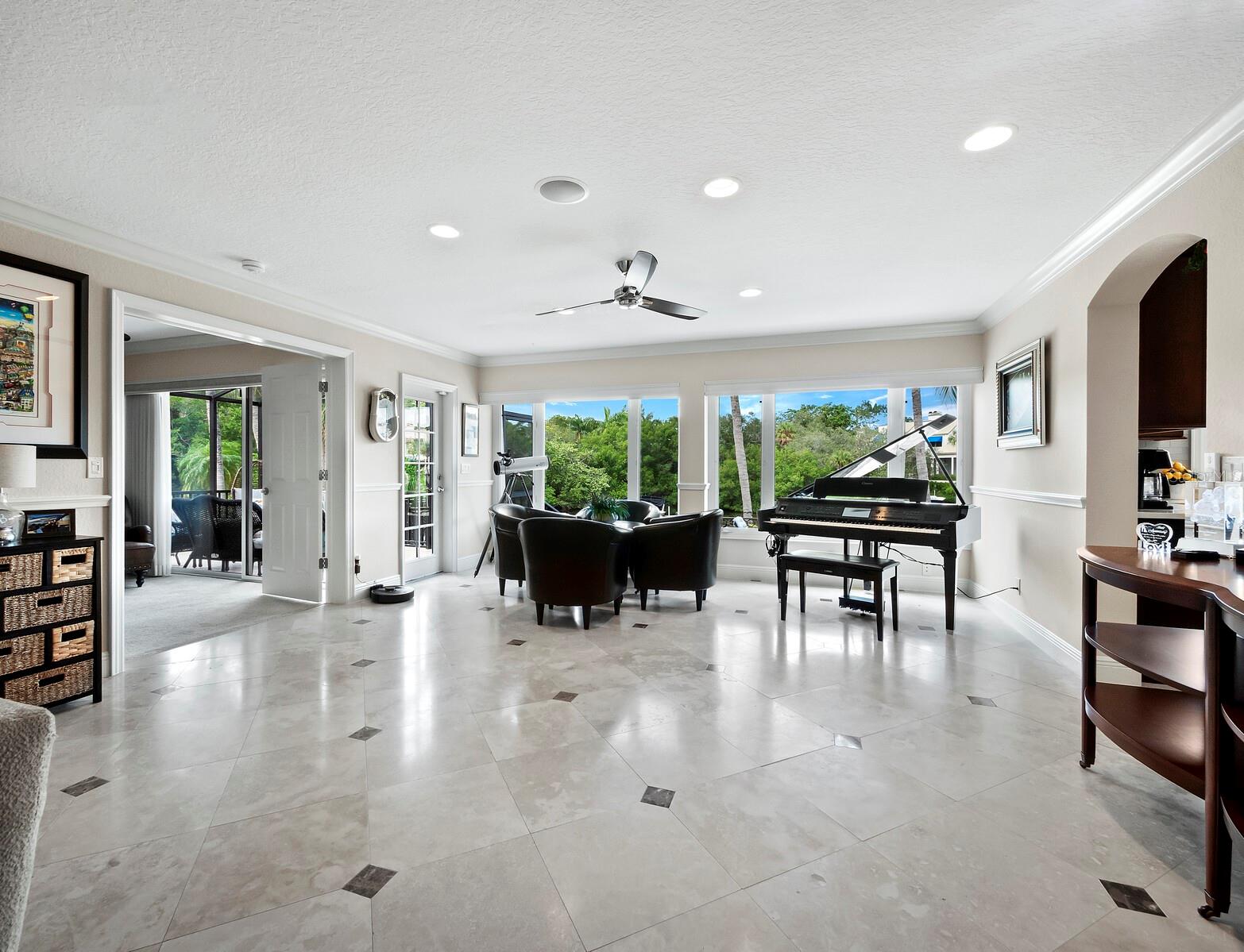 BAY ISLES - Residential