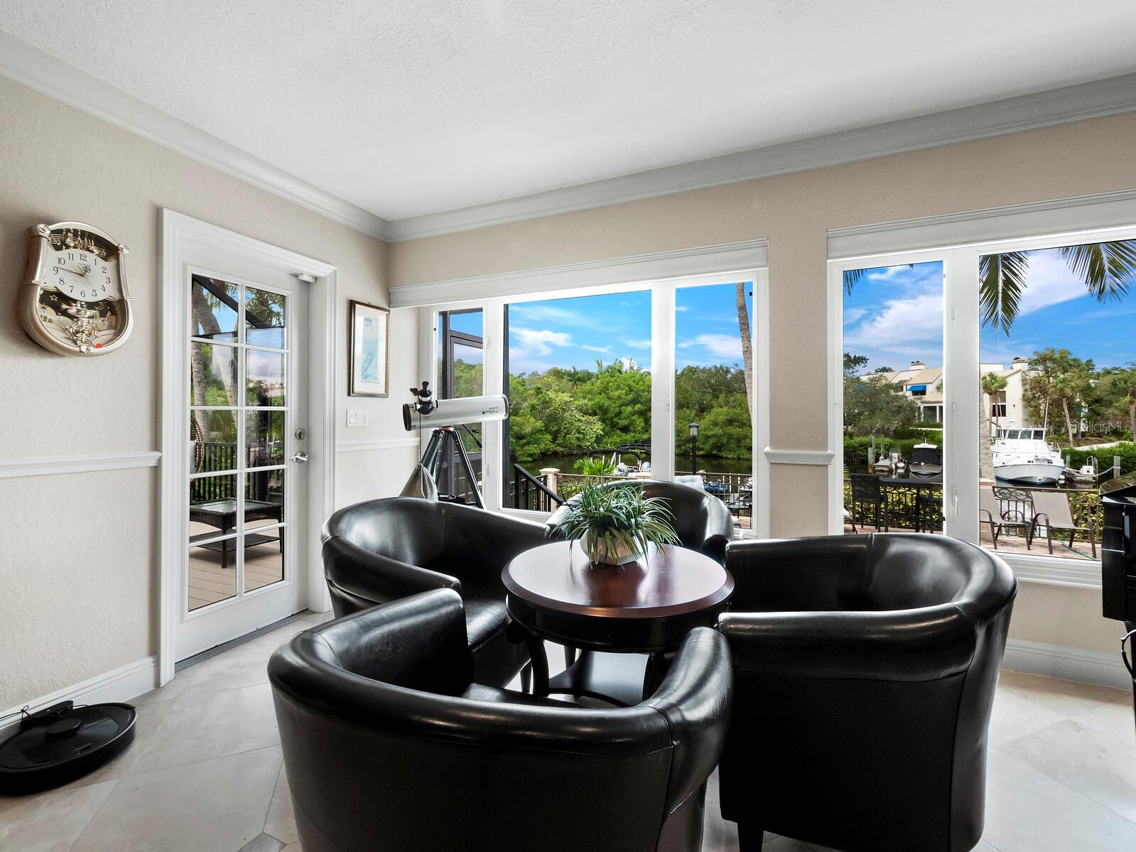 BAY ISLES - Residential