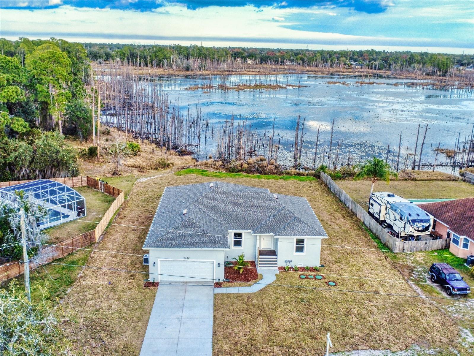 DELTONA LAKES - Residential