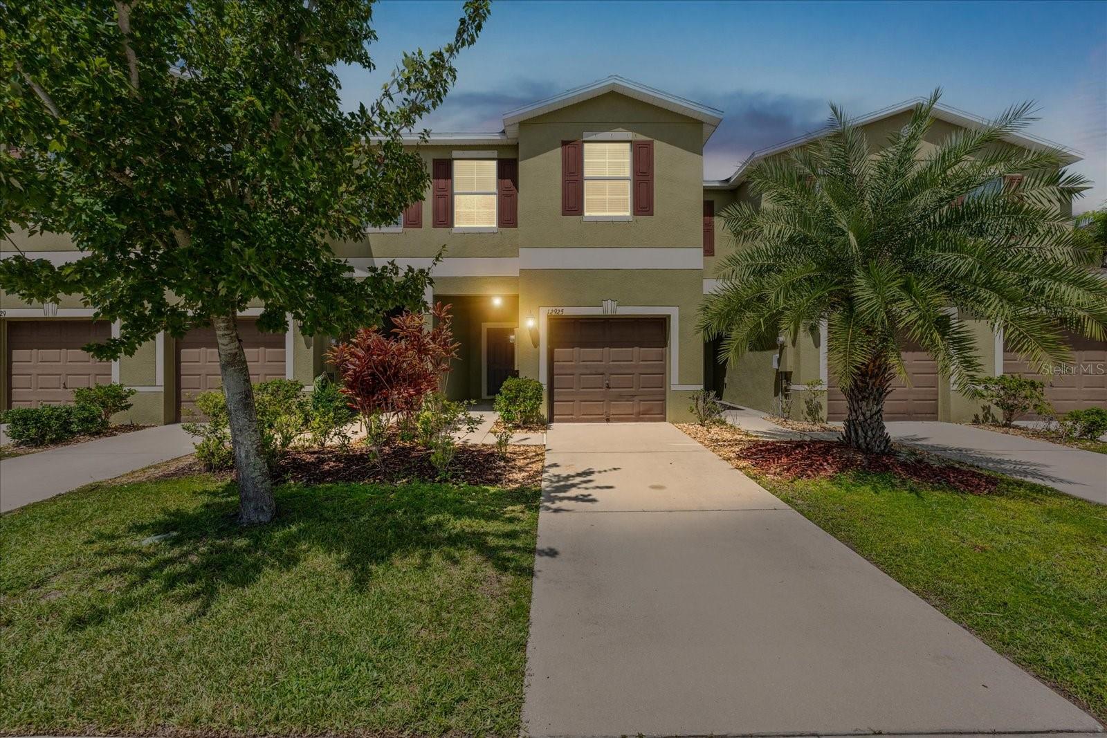 Welcome to 12925 Dream Catcher Way! This spacious 3-bedroom, 2.5-bath townhome in Riverview’s desirable Summerfield Crossings Village offers the perfect balance of comfort, convenience, and community amenities. Built in 2017, the open-concept floor-plan features a bright living and dining area seamlessly connected to the kitchen. Upstairs you’ll find three generously sized bedrooms, including a private primary suite with dual sinks and a walk-in shower, plus a convenient laundry room. The HOA makes life easy with exterior maintenance included, while the community provides resort-style amenities featuring a pool, tennis, basketball courts, dog park, fitness center, and much more. Ideally located near schools, shopping, dining, hospitals, and the VA Medical Center. Don’t miss the opportunity to own this move-in ready home in one of Riverview’s most sought-after neighborhoods!