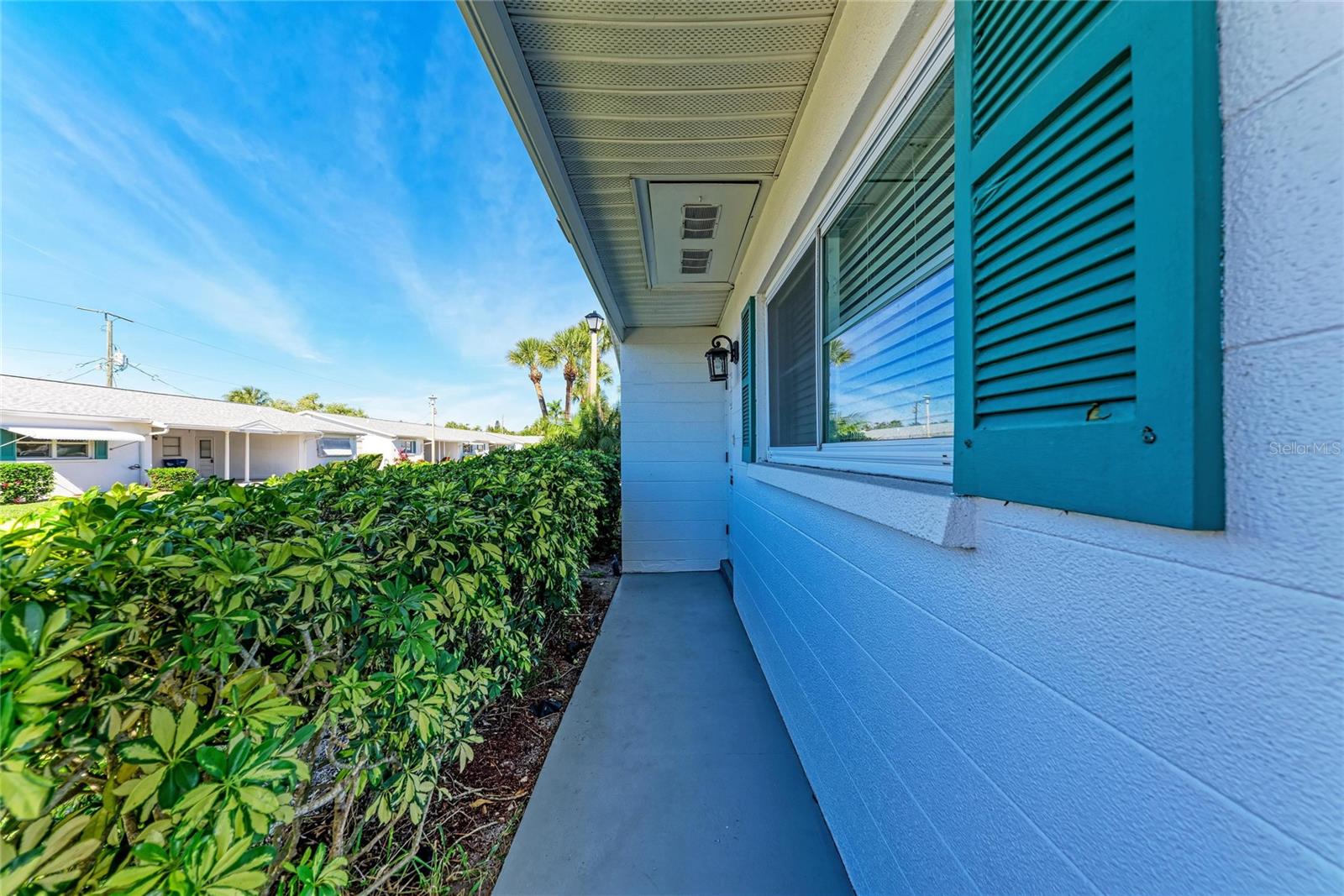 PARKWAY VILLAS - Residential