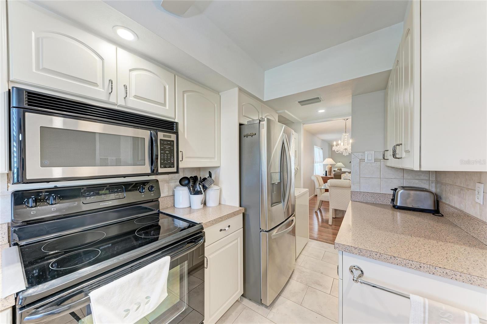 PARKWAY VILLAS - Residential