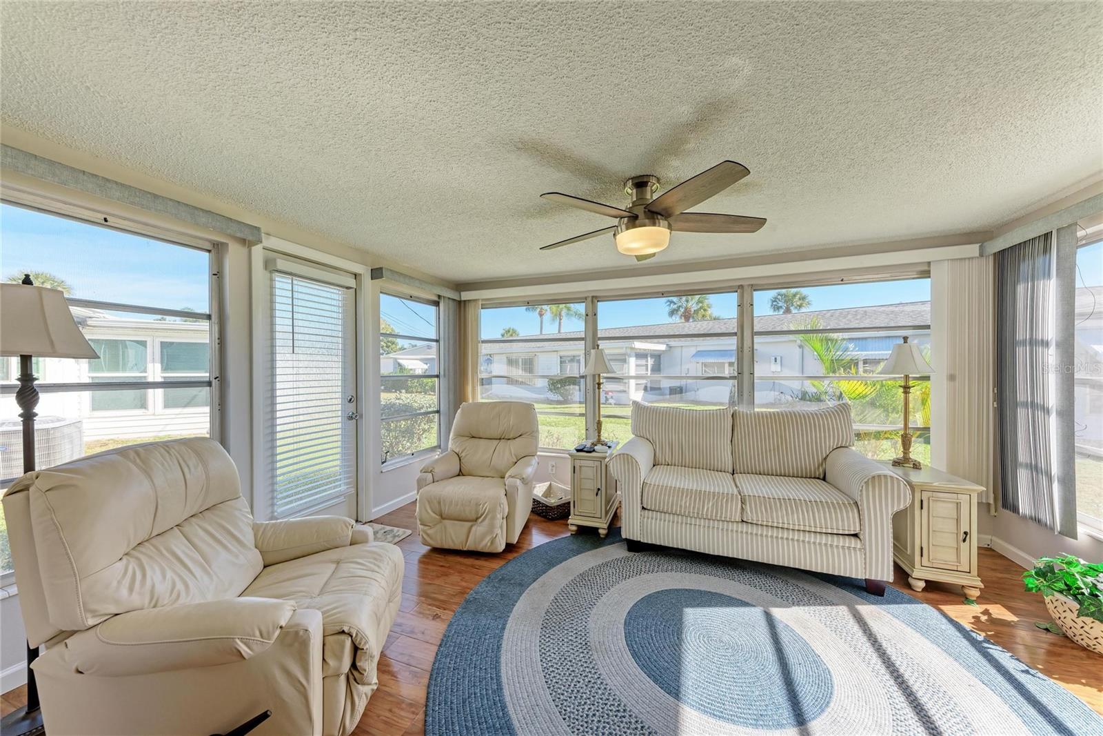 PARKWAY VILLAS - Residential