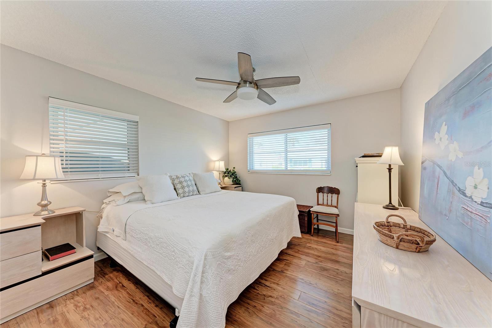 PARKWAY VILLAS - Residential