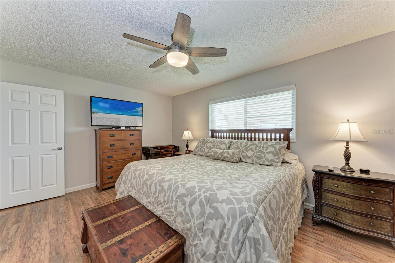 PARKWAY VILLAS - Residential