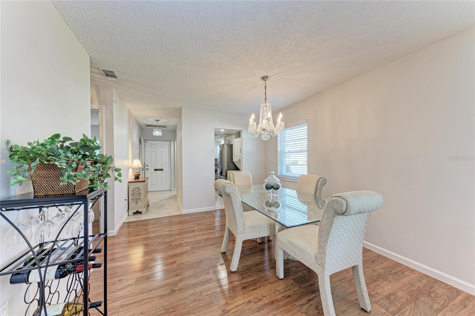 PARKWAY VILLAS - Residential