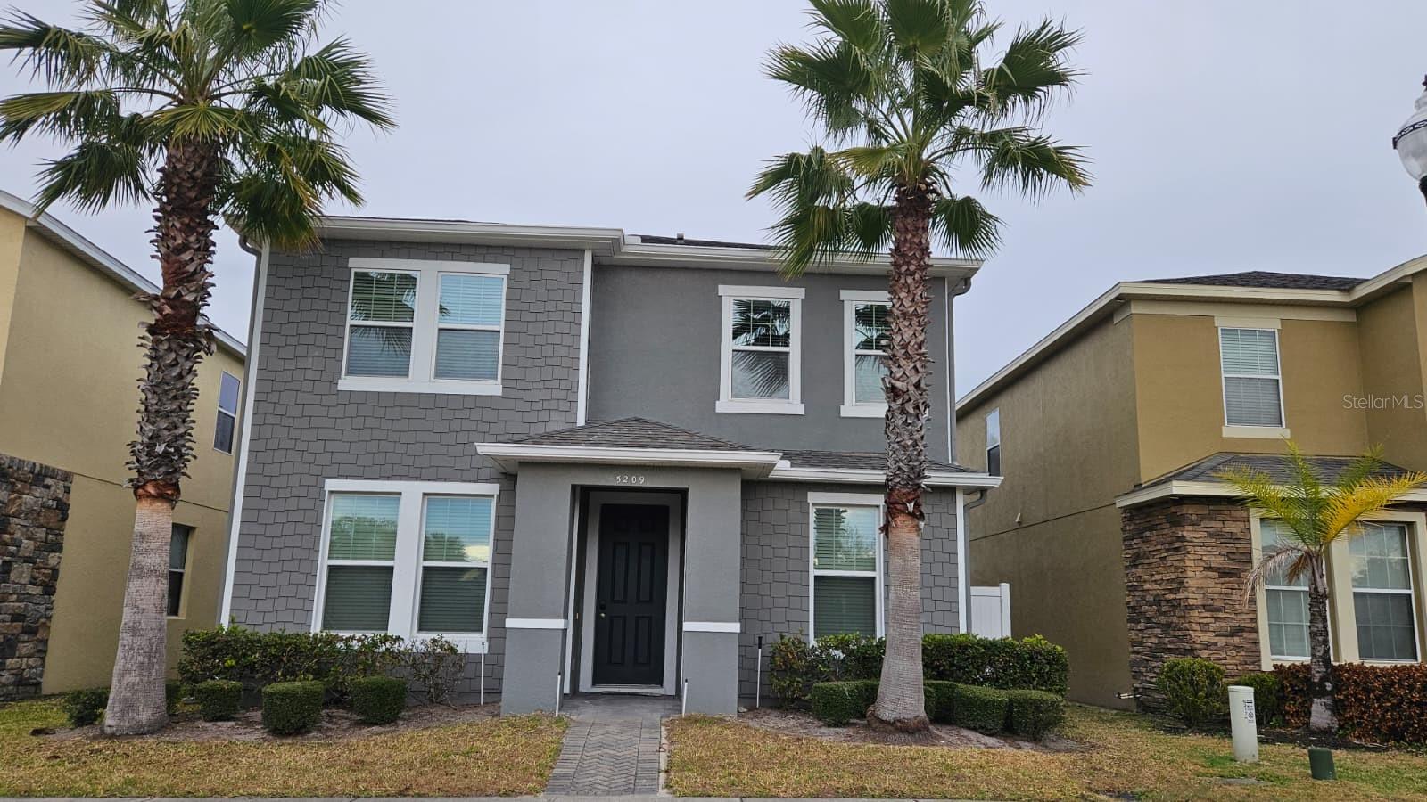 MILLENNIA PARK PH #1 - Residential Lease
