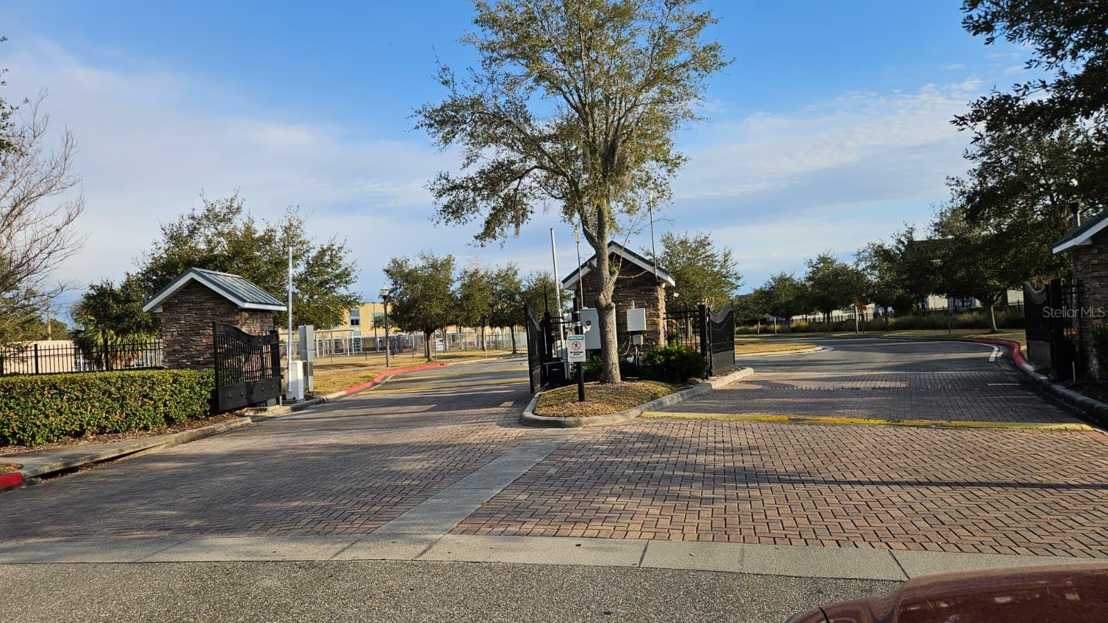 MILLENNIA PARK PH #1 - Residential Lease