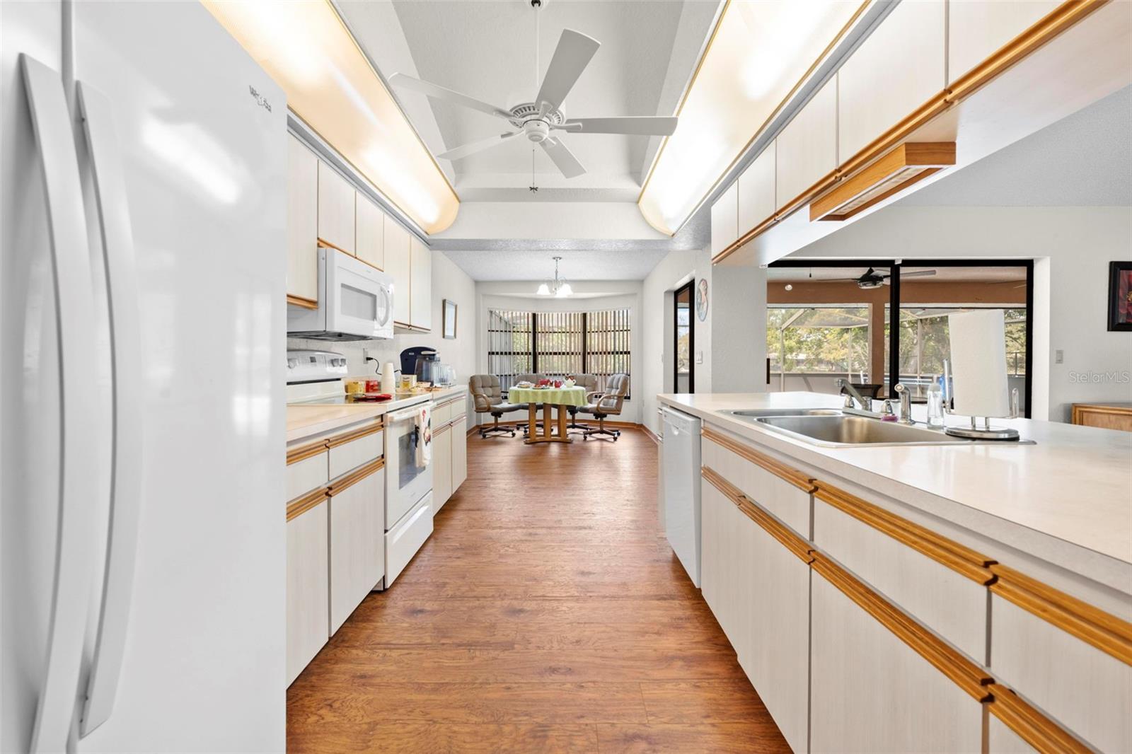 SPRING HILL - Residential