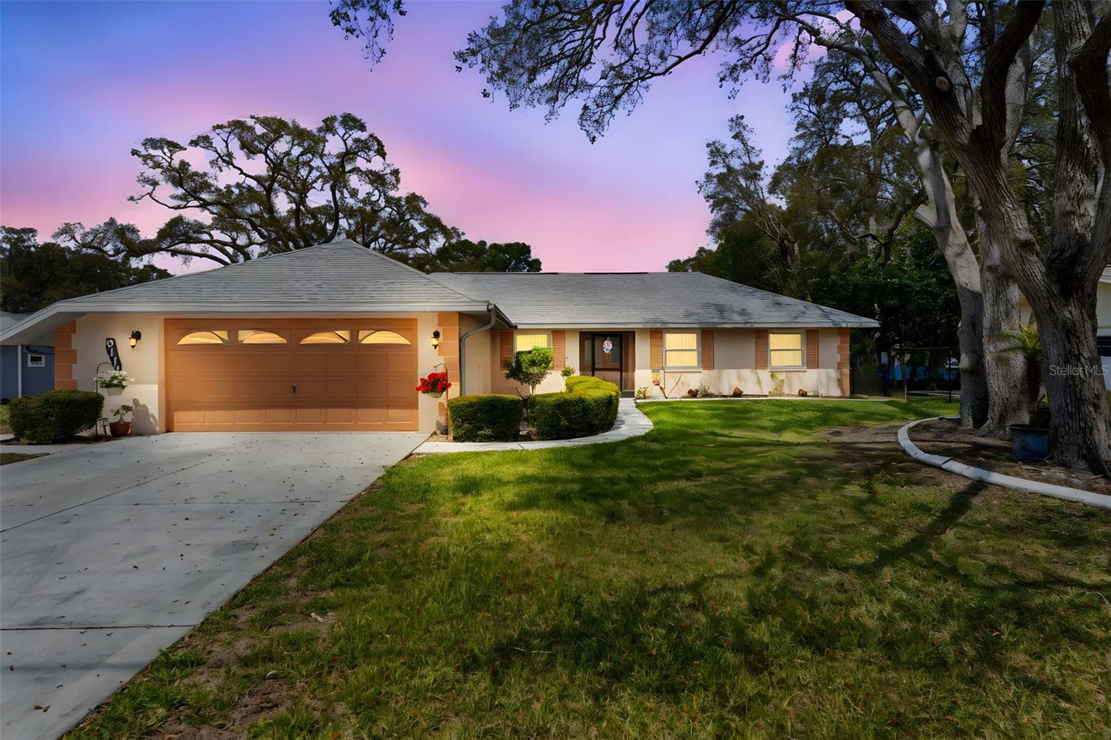 SPRING HILL - Residential