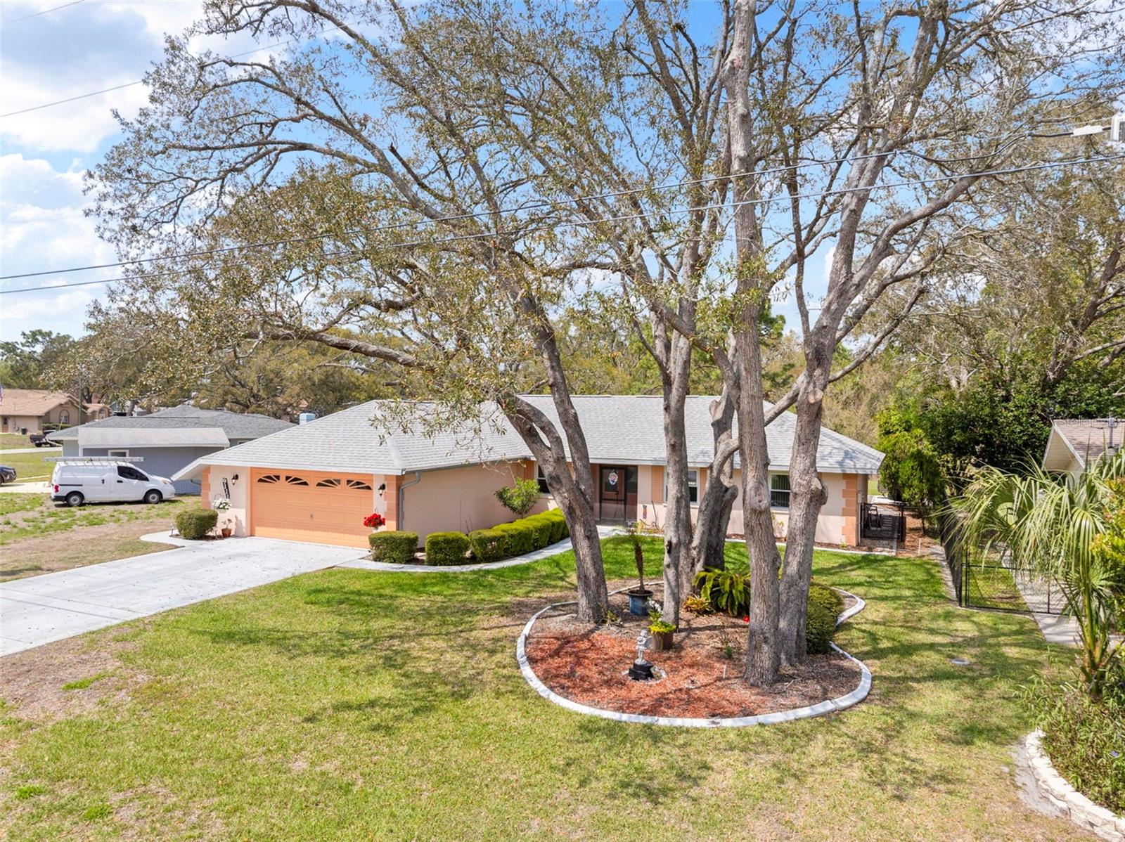 SPRING HILL - Residential