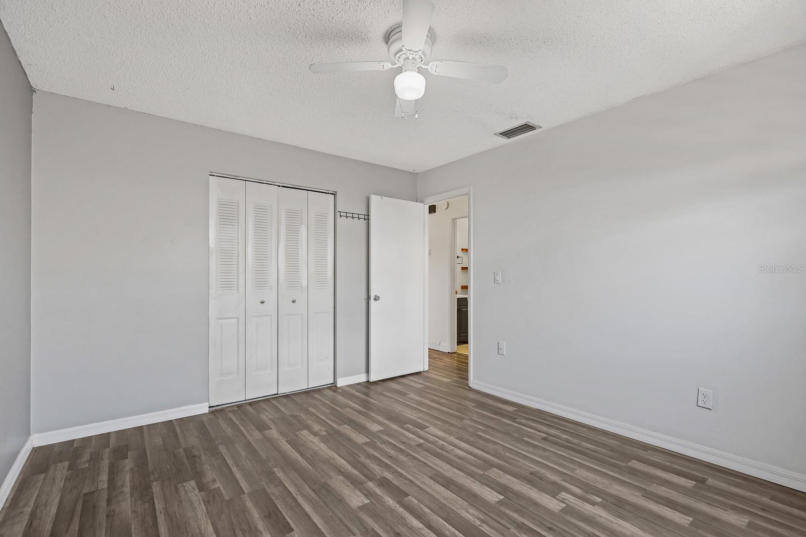 SALLS LAKE PARK 3RD ADD - Residential