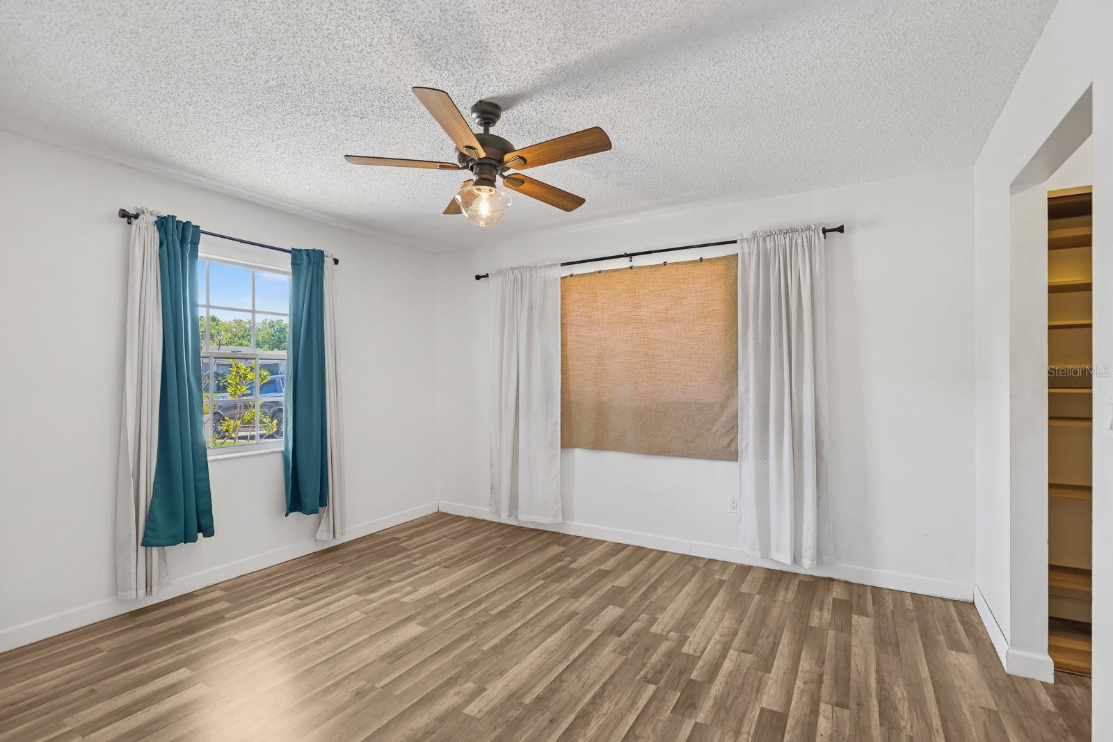 SALLS LAKE PARK 3RD ADD - Residential