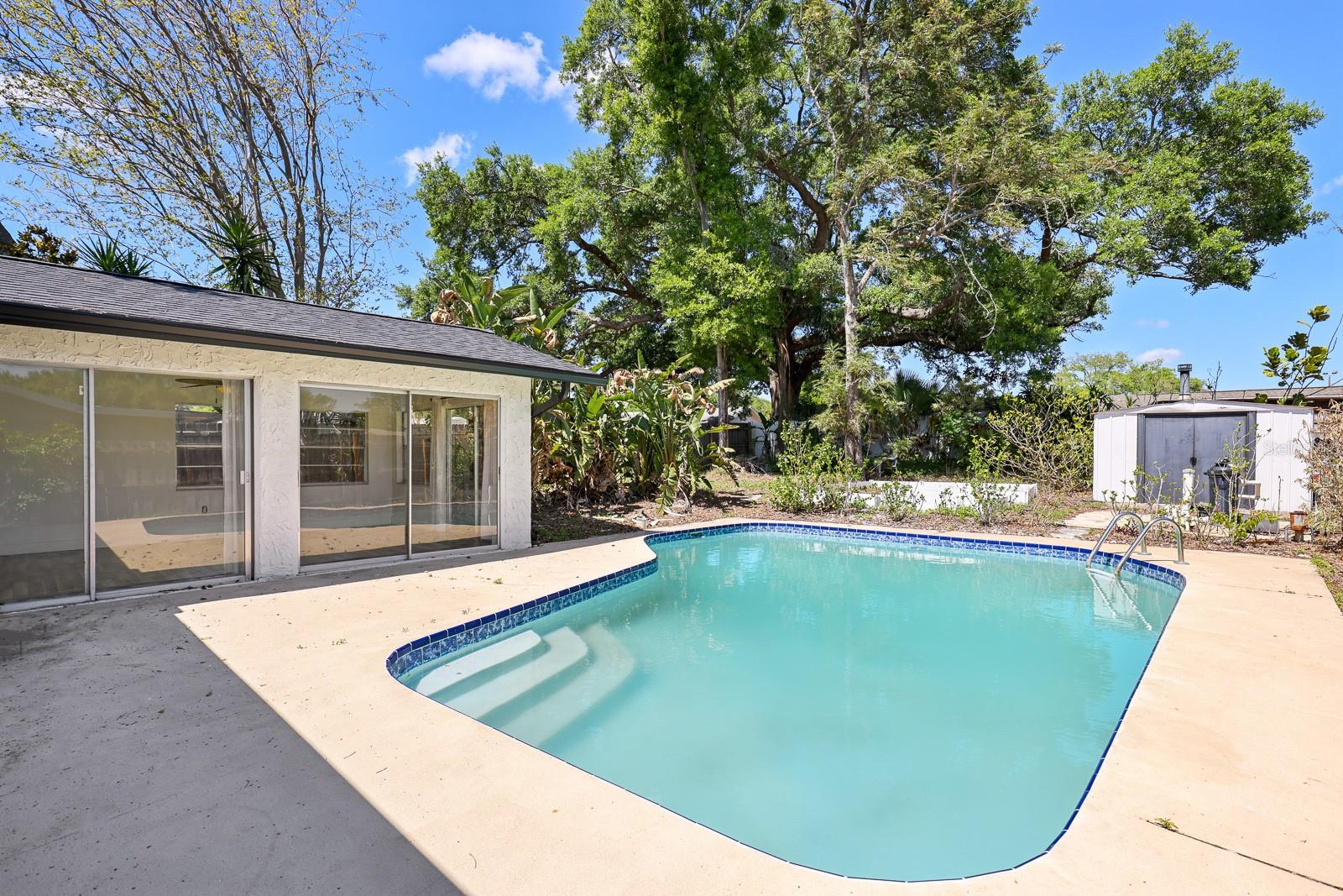 SALLS LAKE PARK 3RD ADD - Residential