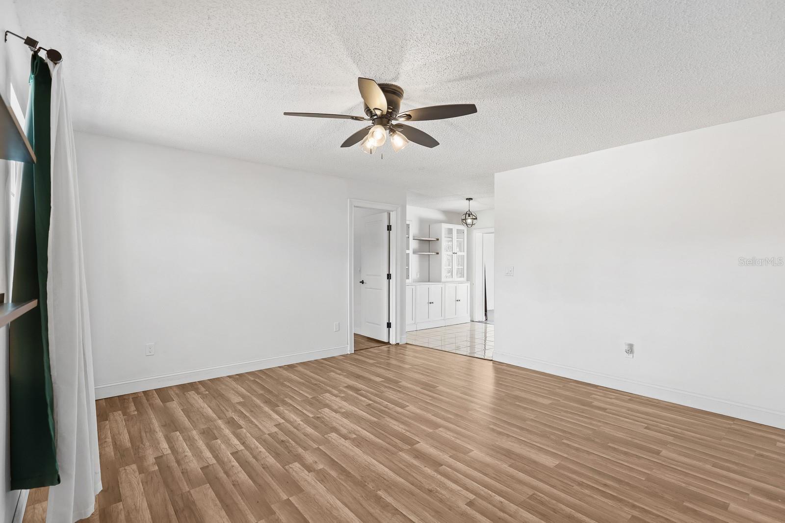 SALLS LAKE PARK 3RD ADD - Residential