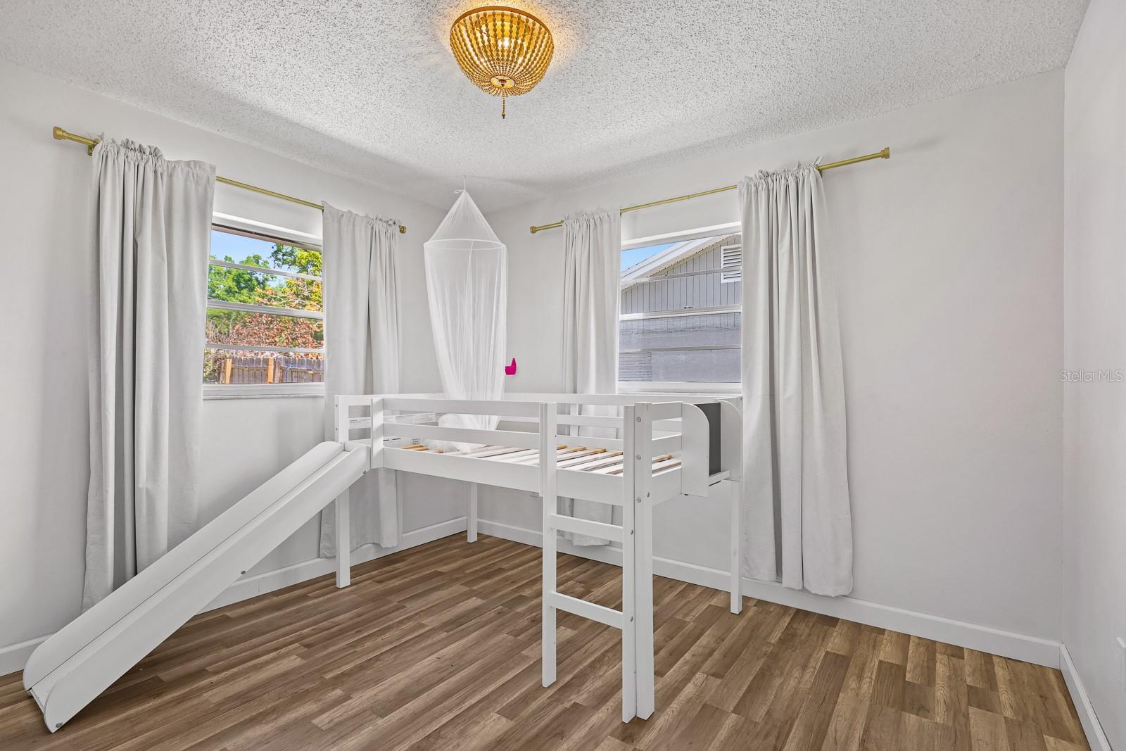 SALLS LAKE PARK 3RD ADD - Residential