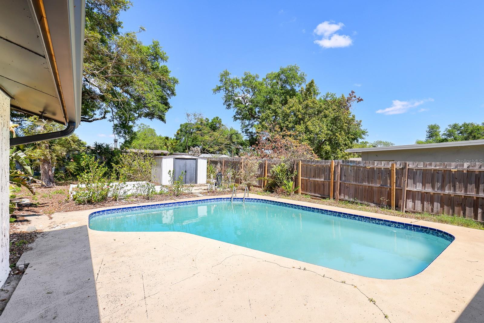 SALLS LAKE PARK 3RD ADD - Residential