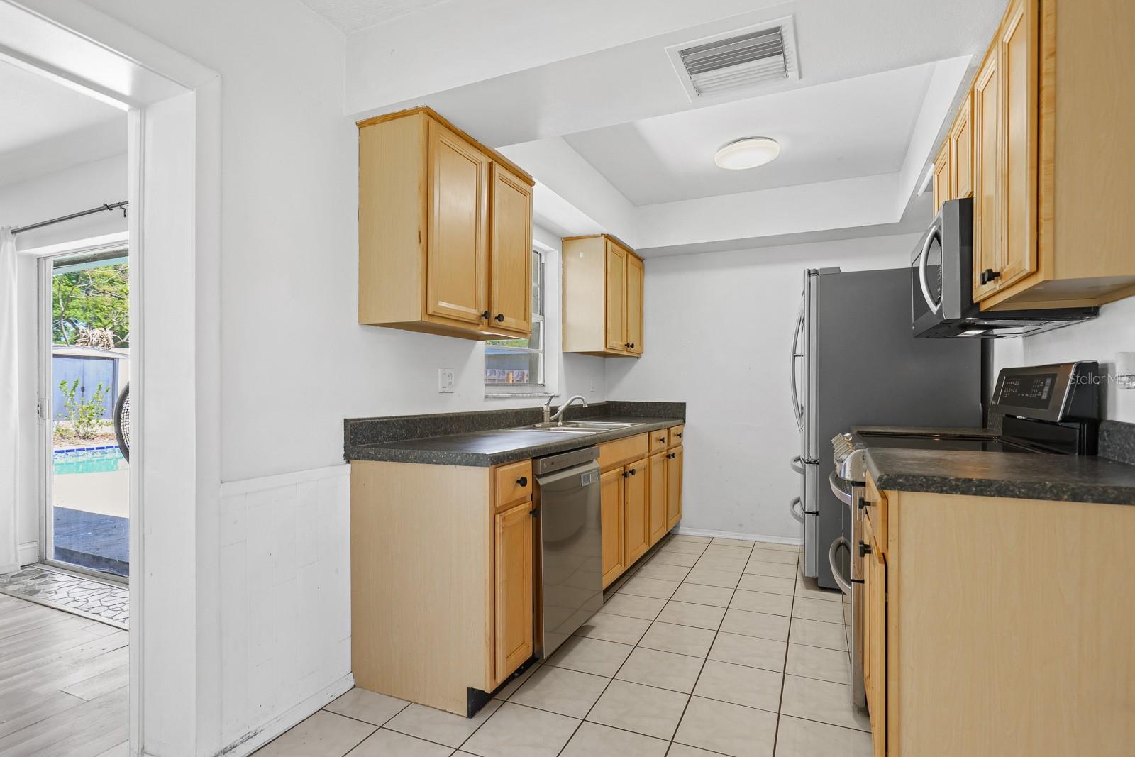 SALLS LAKE PARK 3RD ADD - Residential