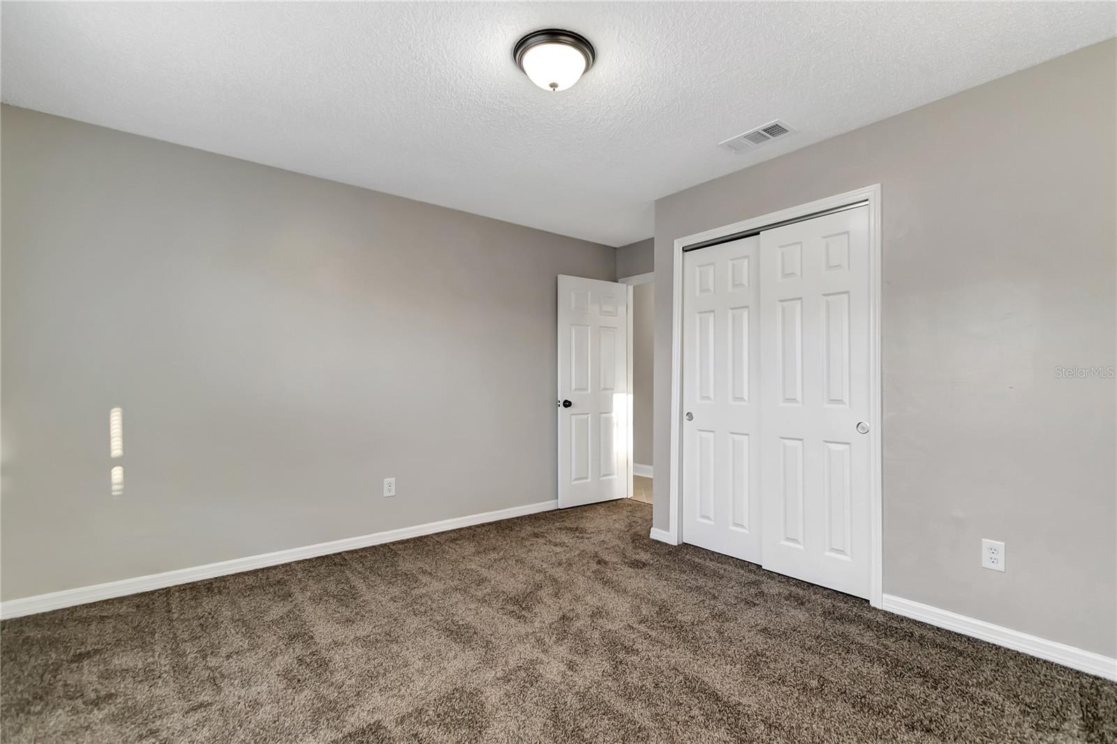 WOODBERY ESTATES - Residential