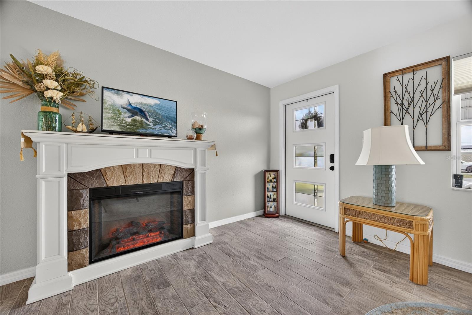 226 SPRING LAKE BOULEVARD NW, PORT CHARLOTTE, FL, 33952 3 226 SPRING LAKE BOULEVARD NW