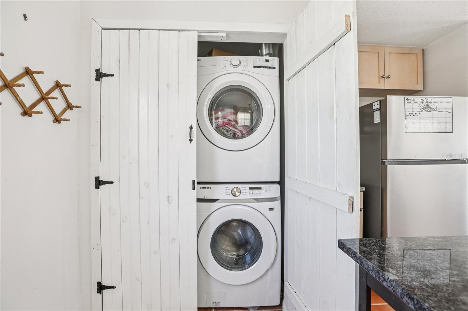 PENGUIN CABANA SUB - Residential